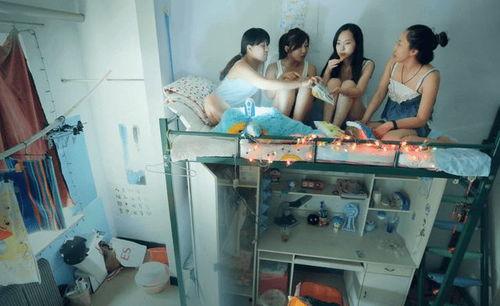 宿舍室友爆料秘密视频,真相令人震惊！  第3张